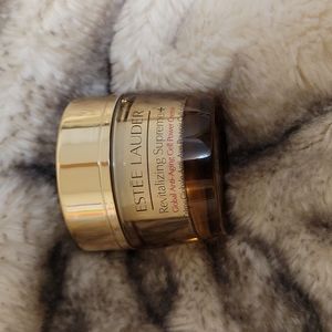 Estee Lauder Revitalizing Supreme +